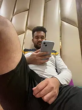 Snapshot of BengaliBabu_Rohan chatting on 12.20.24 BengaliBabu Rohan online show from 12.20.24