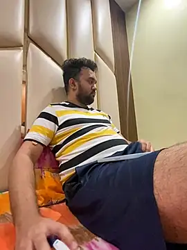 Snapshot of BengaliBabu_Rohan chatting on 12.30.24 BengaliBabu Rohan online show from 12.30.24