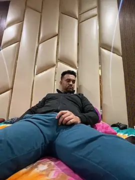 Snapshot of BengaliBabu_Rohan chatting on 01.04.25 BengaliBabu Rohan online show from 01.04.25