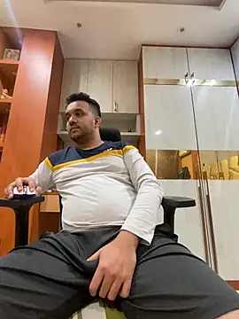 Snapshot of BengaliBabu_Rohan chatting on 01.05.25 BengaliBabu Rohan online show from 01.05.25