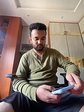 Snapshot of BengaliBabu_Rohan chatting on 01.26.25 BengaliBabu Rohan online show from 01.26.25