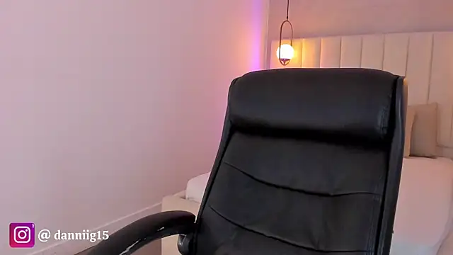 kosmic Angel online show from 02.01.25