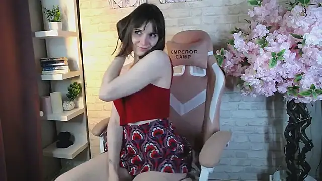 ManuTaya online show from 02.13.25