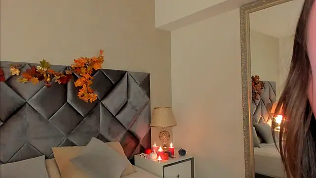 Snapshot of Luisa0110 chatting on 10.17.25 Luisa0110 online show from 10.17.25