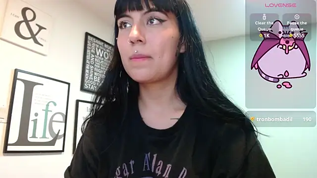 Snapshot of amy_adams1 chatting on 03.19.25 amy adams1 online show from 03.19.25