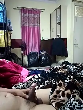 Snapshot of Spgaarya chatting on 03.17.25 Spgaarya online show from 03.17.25