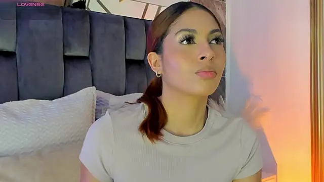 TaniaSmith1 online show from 11.08.25