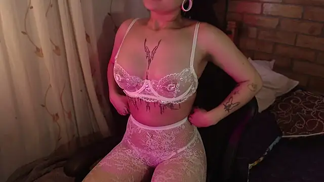 Cintya Kros online show from 02.18.26