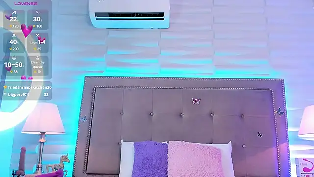 Snapshot of Liz_grey_ chatting on 01.26.25 Liz grey online show from 01.26.25