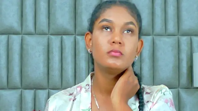 Snapshot of AlisonJaimes chatting on 11.15.25 AlisonJaimes online show from 11.15.25