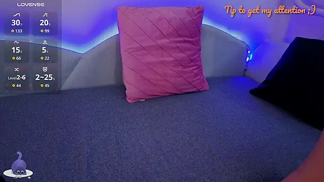 MysticMia online show from 11.03.25