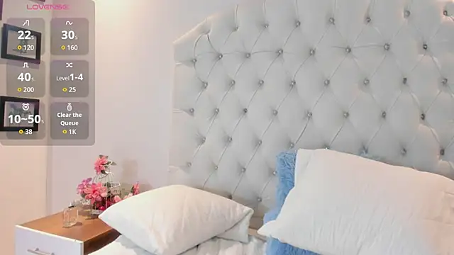 Snapshot of brithany_rousee chatting on 11.29.25 brithany rousee online show from 11.29.25