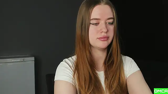 Pinku kitsune online show from 12.20.25