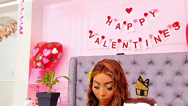 HaileeRoberts online show from 02.18.26