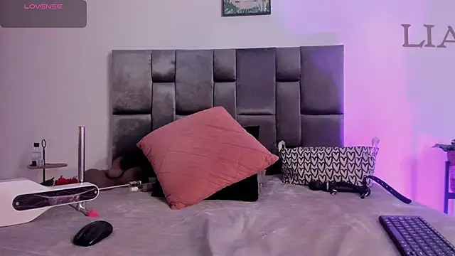 Lia johnsonn online show from 03.21.26