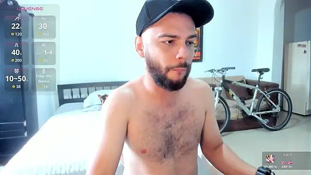 Snapshot of antony_bigdick_ chatting on 10.09.25 antony bigdick online show from 10.09.25