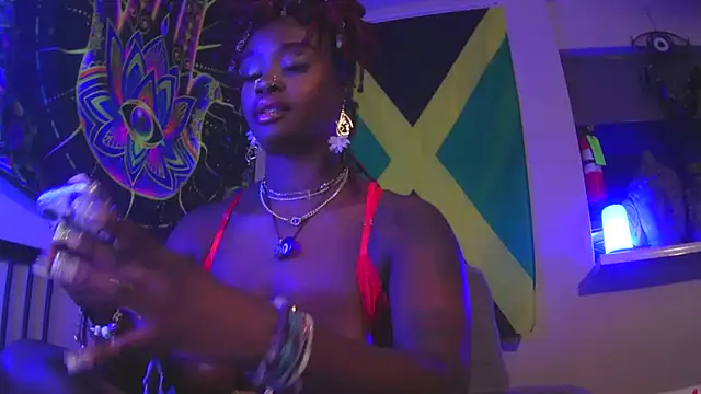 Tatithegoddess online show from 01.02.25