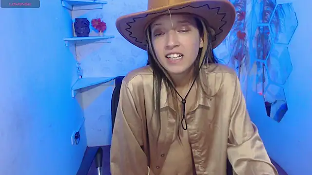 ZoePrest  online show from 01.14.25