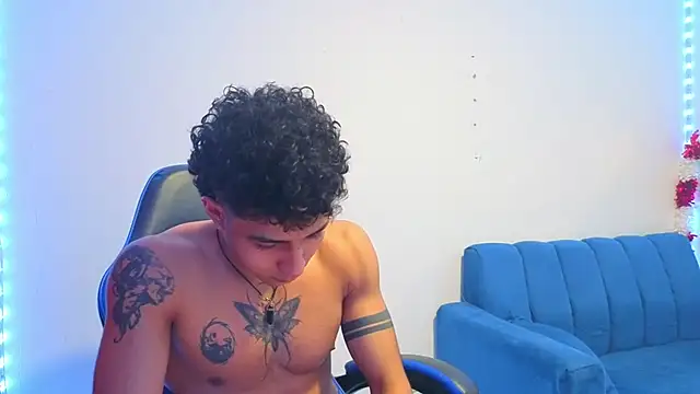 Snapshot of Demitryo chatting on 01.15.26 Demitryo online show from 01.15.26