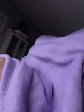 Lucrecio19 online show from 12.21.25