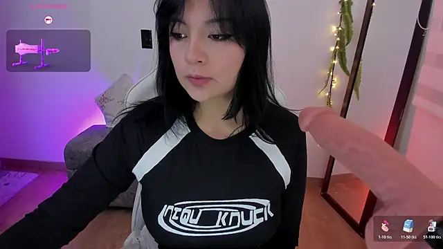 Snapshot of Hannya_moon chatting on 04.25.26 Hannya moon online show from 04.25.26