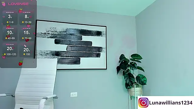 luna willians online show from 02.20.25