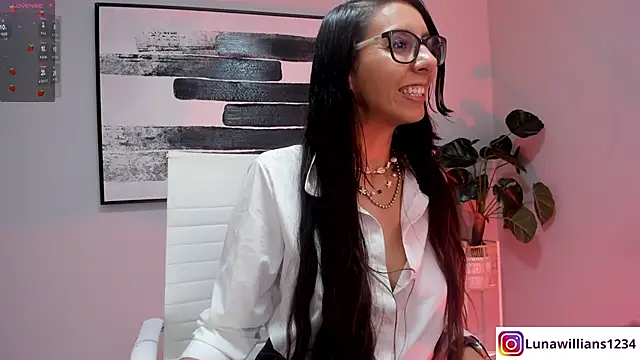 luna willians online show from 03.13.25