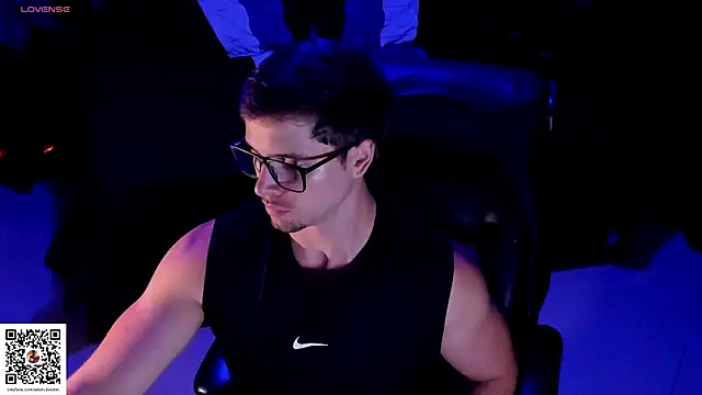 ADAM BOUTON  online show from 05.15.26