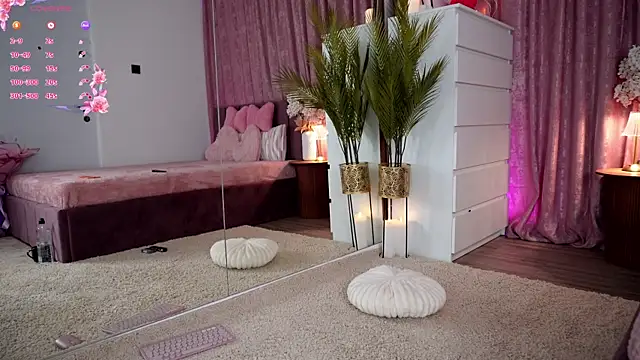 EmilyHudsson 1 online show from 04.16.26