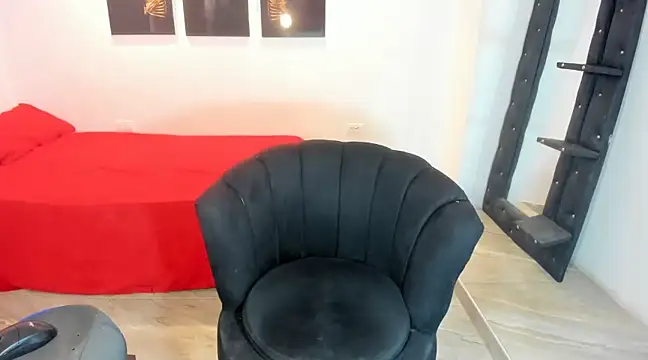 Snapshot of nairobbits chatting on 02.23.25 nairobbits online show from 02.23.25