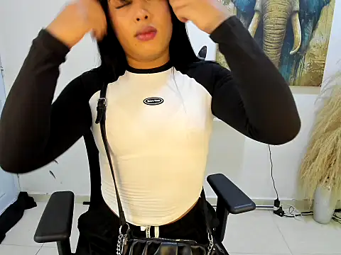 Snapshot of nairobbits chatting on 11.10.25 nairobbits online show from 11.10.25