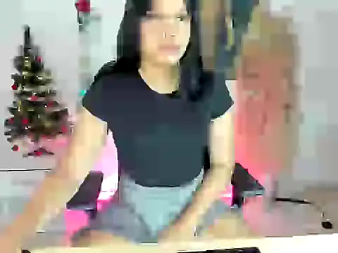 Snapshot of nairobbits chatting on 11.18.25 nairobbits online show from 11.18.25