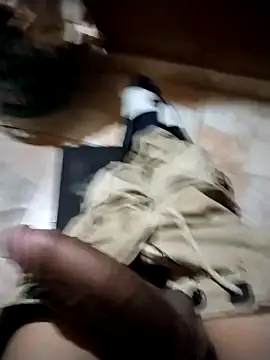 Snapshot of Ger0nim05 chatting on 10.05.25 Ger0nim05 online show from 10.05.25