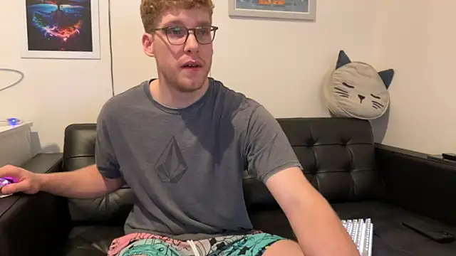 BlueEyedTallGuy94 online show from 12.23.24