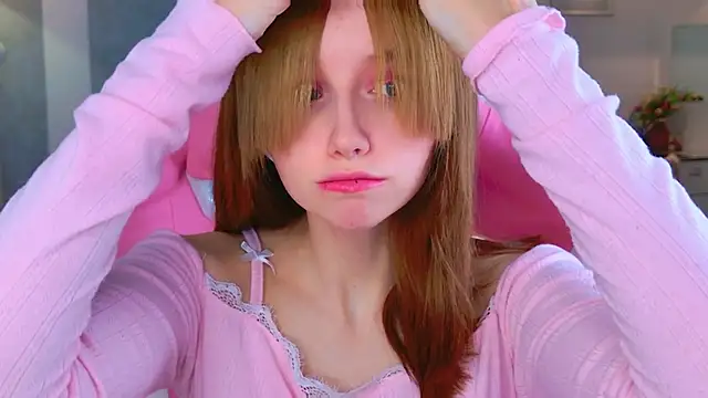 b4by LoL1 online show from 12.05.25