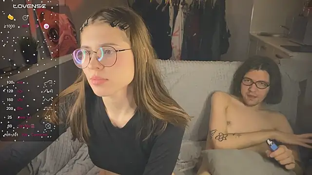 Snapshot of passiondesire_ chatting on 02.24.25 passiondesire online show from 02.24.25