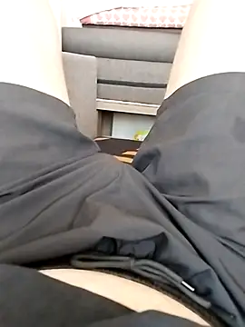 Grig1982 online show from 09.11.25