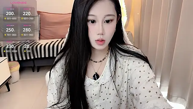 QQ-tutu online show from 04.05.26