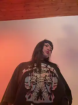 Ashley Chriss online show from 01.18.25