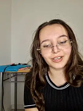 LineaDemie online show from 09.21.25