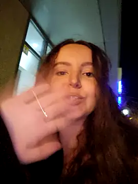 LineaDemie online show from 10.10.25