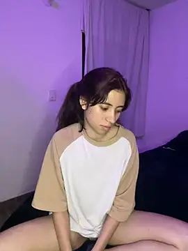 Snapshot of Catyloves chatting on 01.22.25 Catyloves online show from 01.22.25