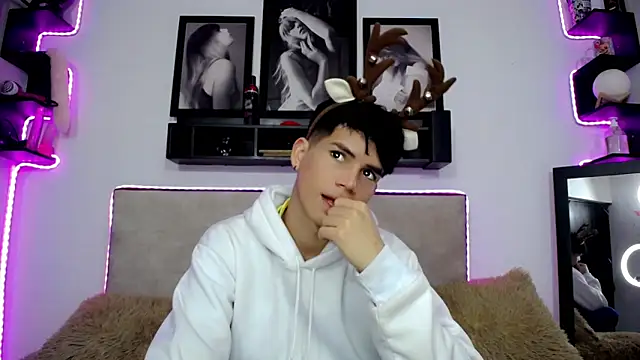 Tayson Rivers online show from 12.14.24