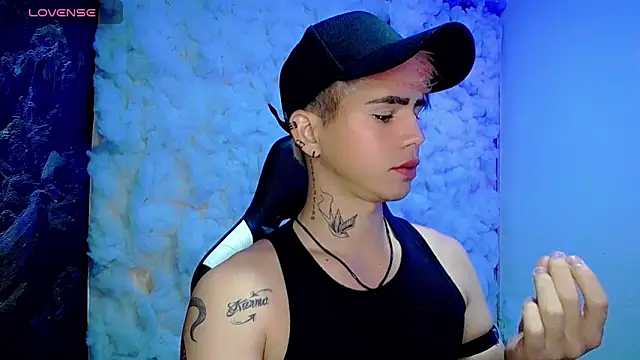 Tayson Rivers online show from 02.04.26