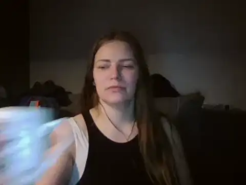 Snapshot of AnnaDiamond1 chatting on 12.19.24 AnnaDiamond1 online show from 12.19.24