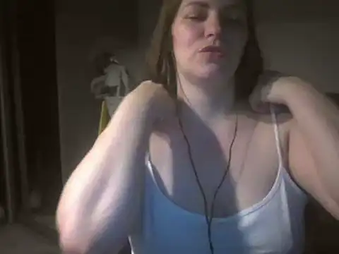 Snapshot of AnnaDiamond1 chatting on 02.13.25 AnnaDiamond1 online show from 02.13.25