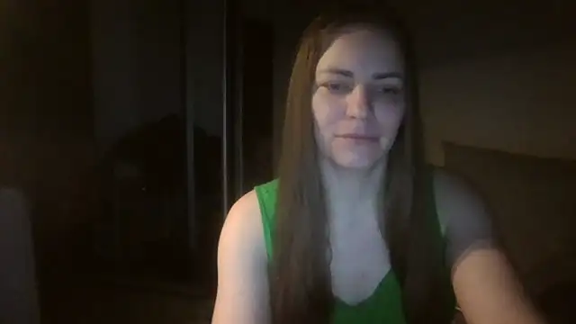 Snapshot of AnnaDiamond1 chatting on 11.18.25 AnnaDiamond1 online show from 11.18.25