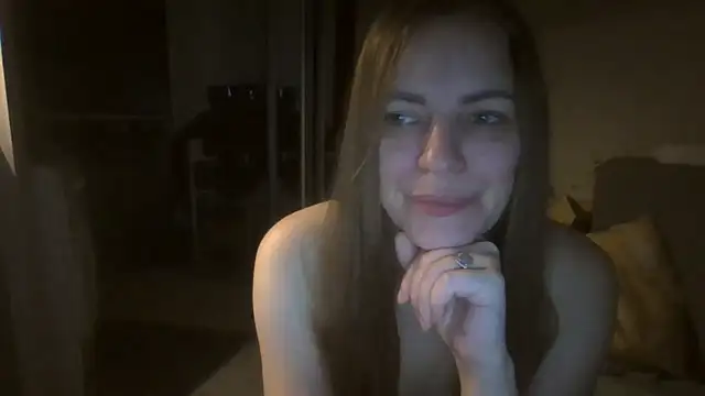 AnnaDiamond1 online show from 12.14.25