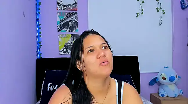 sara mendez2 online show from 01.28.25