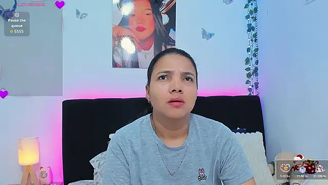 Snapshot of sara_mendez2 chatting on 02.10.26 sara mendez2 online show from 02.10.26